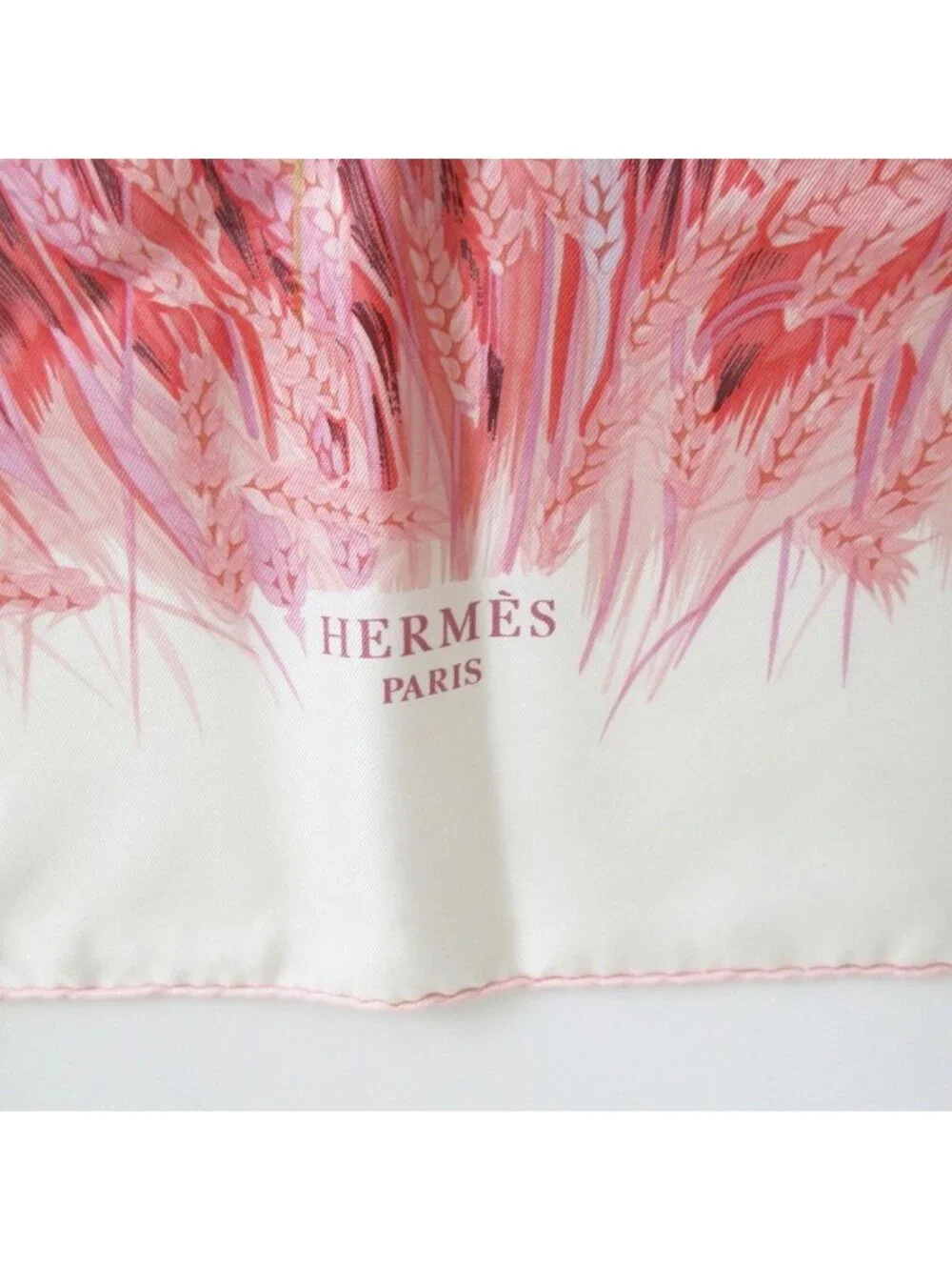 Hermes Scarf Silk Carre 90 Lapins Dans Un Champ de Wheat Field and Rabbit Pink